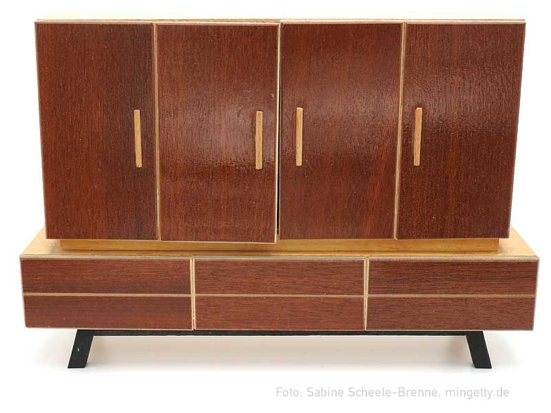 Wohnzimmerschrank