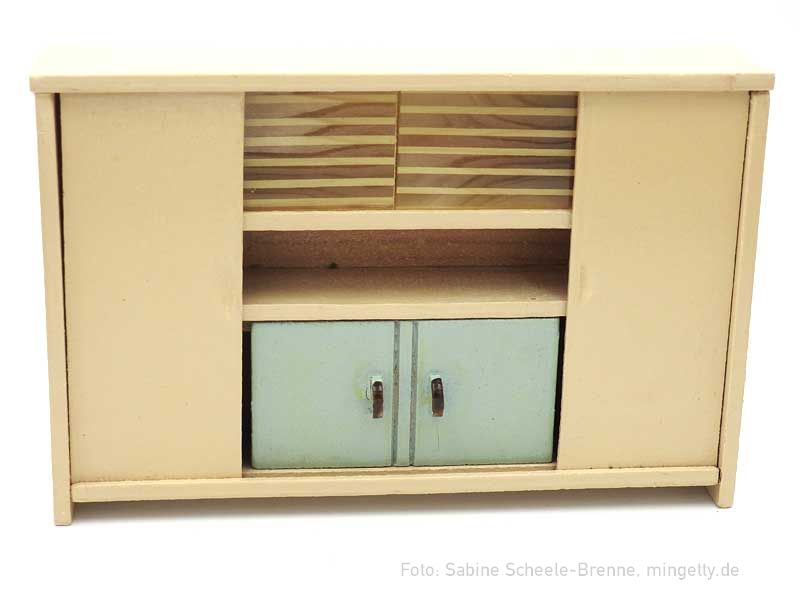 KÃ¼chenschrank mit tÃ¼rkisen TÃ¼ren