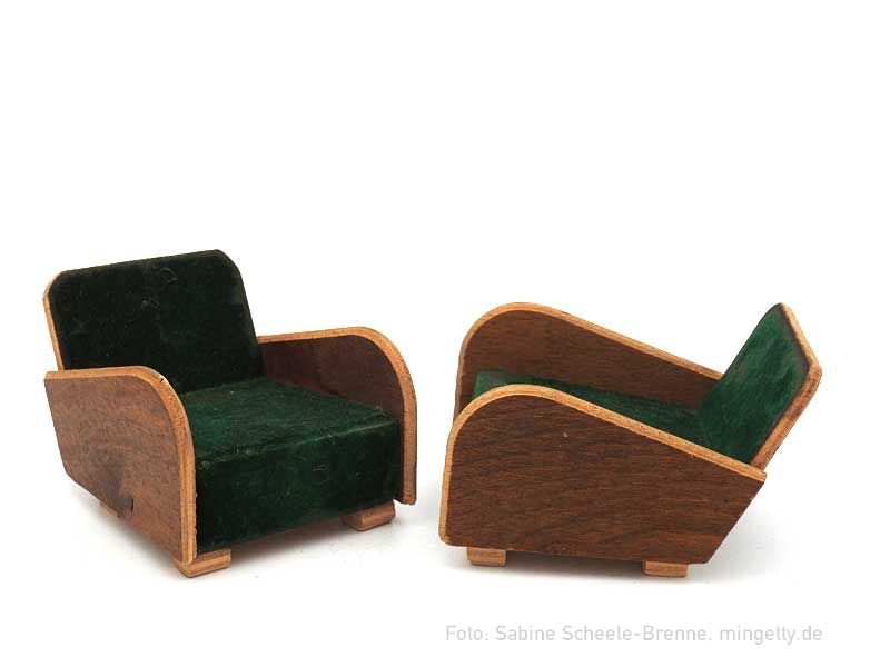 Sessel mit grÃ¼nem Samtbezug