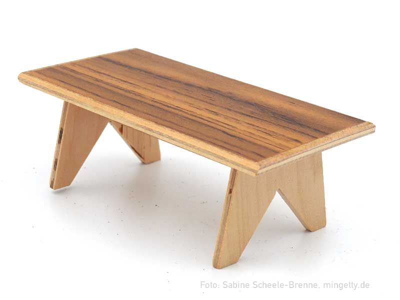 Kleiner eckiger Tisch