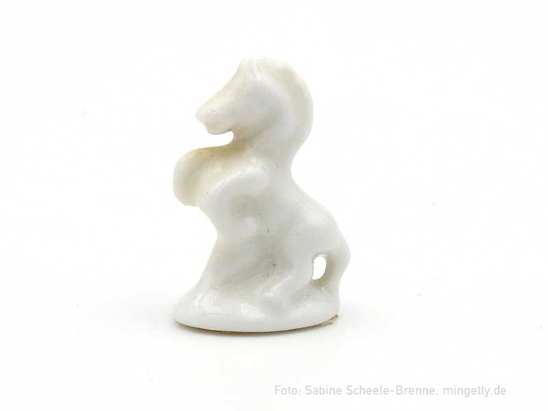 Porzellanpferdchen