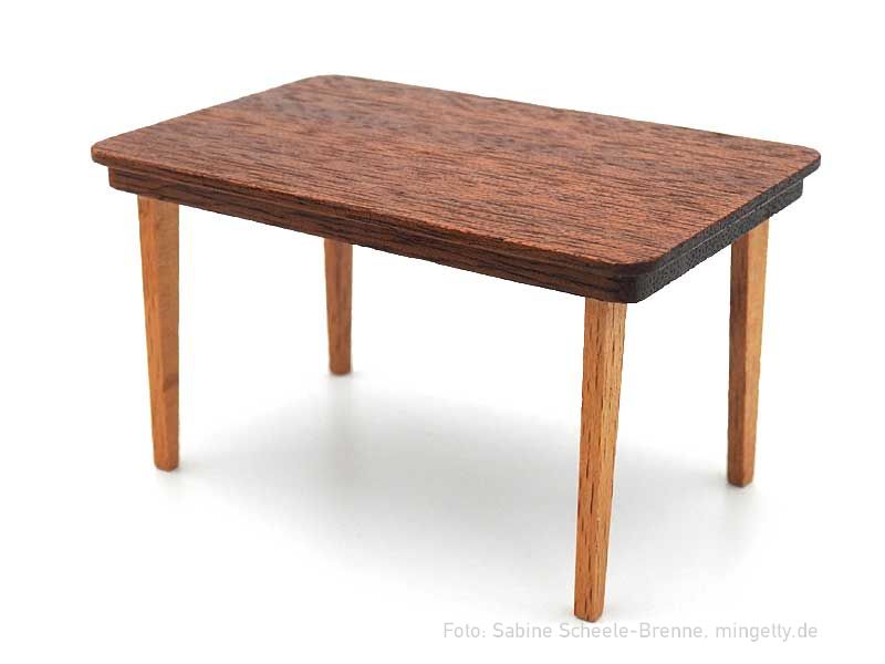 Tisch aus der Mahagoni-Serie