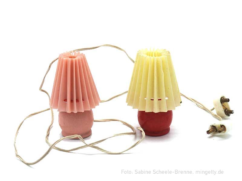 Lampen mit Faltschirmen
