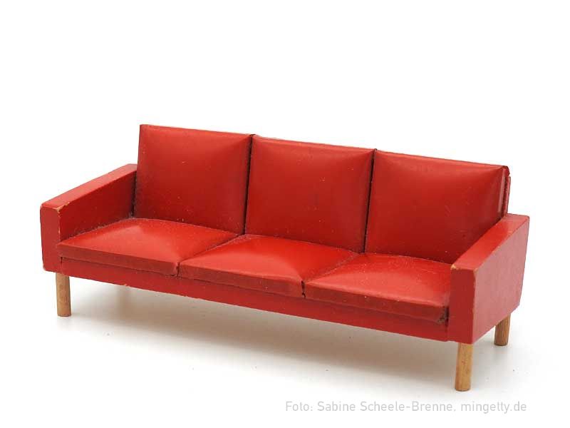 Rotes Kunstledersofa