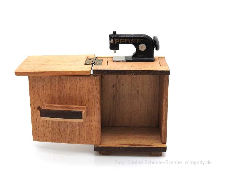 SchranknÃ¤hmaschine